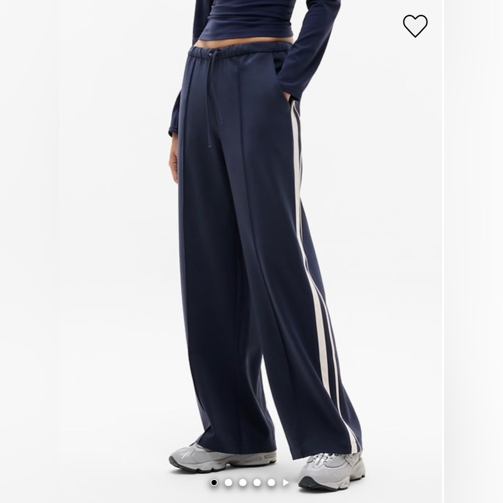 Athleta MVP Side Stripe Mid Rise Track Pants - Eclipse/Bone